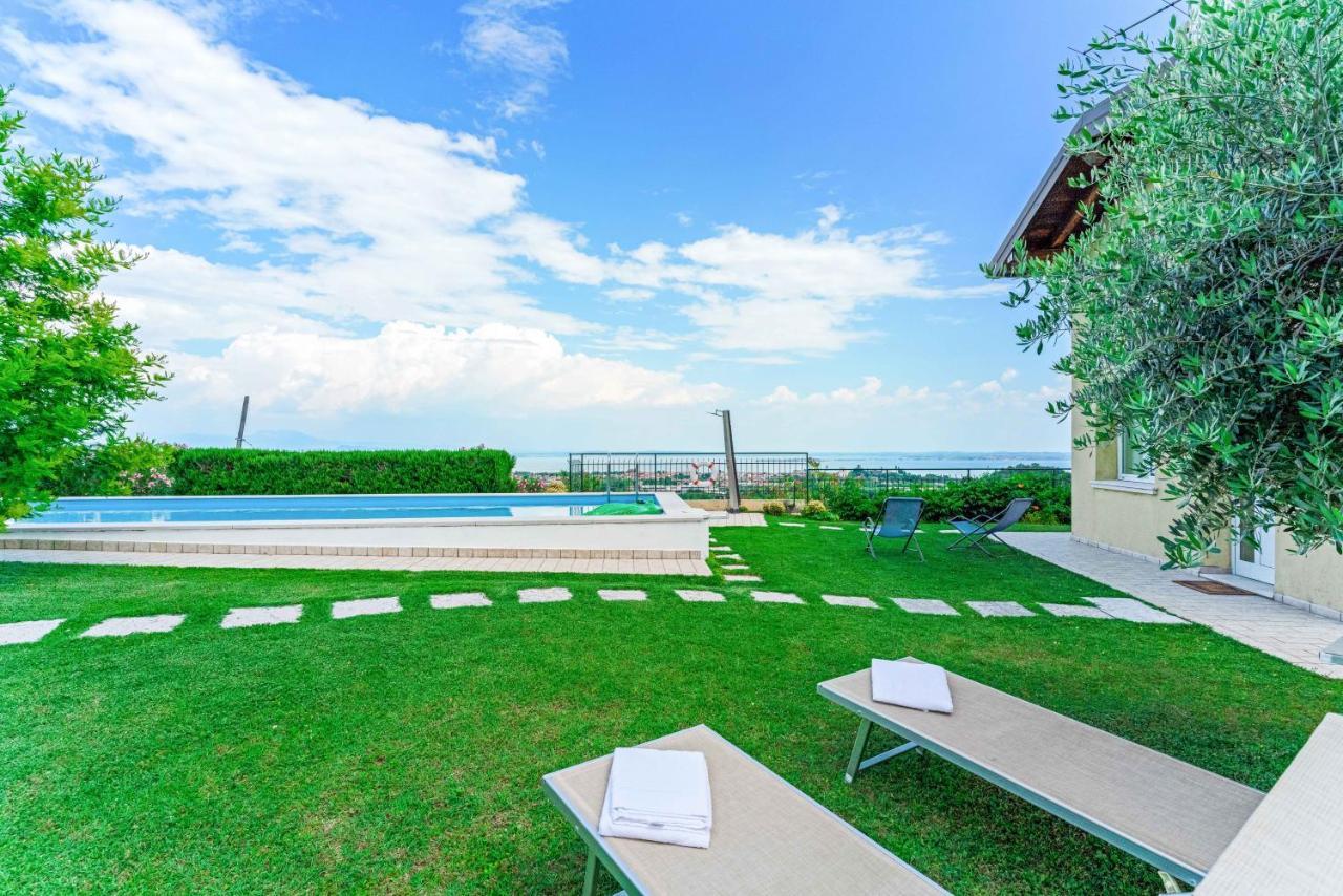 Piscina Panoramica - La Casa Volante Vila Soiano Del Lago Exterior foto